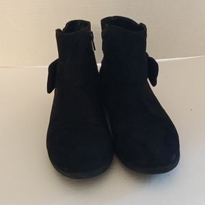 Ankle Black Boots, size 5 1/2 with Black Bow/ Zipper Lady or child's boot.